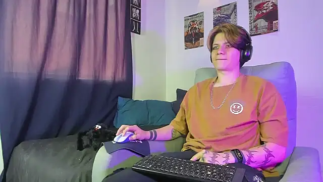 Snapshot of Jerry_Cole chatting on 11-03-25, 03:46 Jerry Cole online show from 11-03-25, 03:46