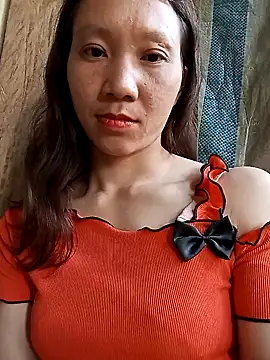 bonnie-00 online show from 09-15-25, 10:48
