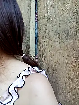 bonnie-00 online show from 04-12-26, 01:54