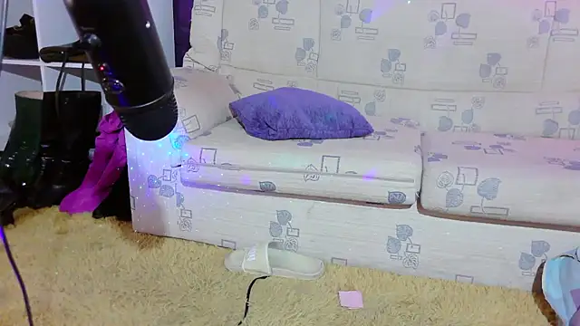 Snapshot of Afrikaisy_big21dx chatting on 02-04-26, 08:36 Afrikaisy big21dx online show from 02-04-26, 08:36