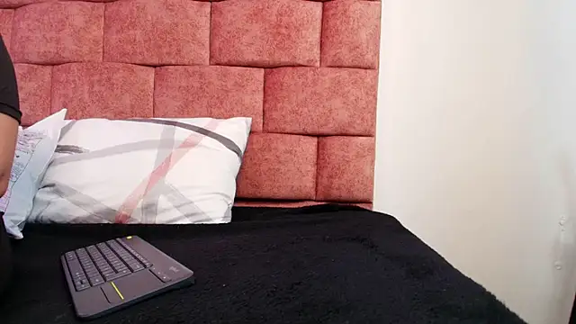 very slut online show from 09-17-25, 03:35