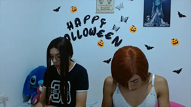 PinkLuna LolaBloom online show from 10-28-25, 11:03