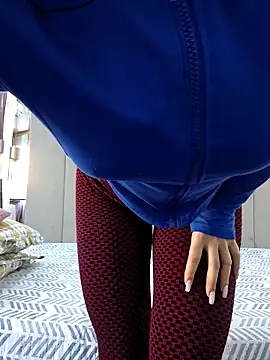 Von Dee online show from 10-31-25, 06:47