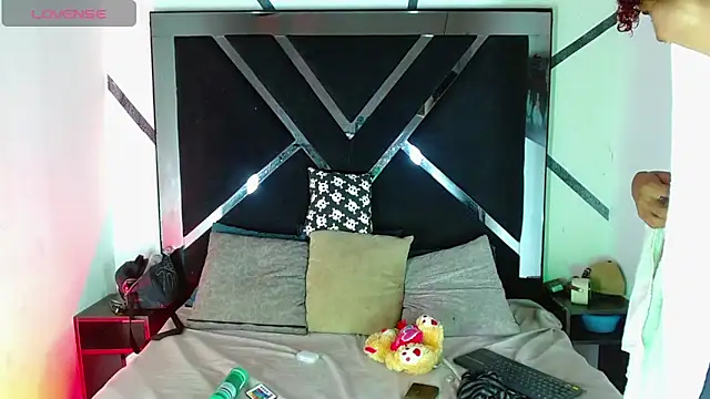 Billie Turner  online show from 10-26-25, 07:09