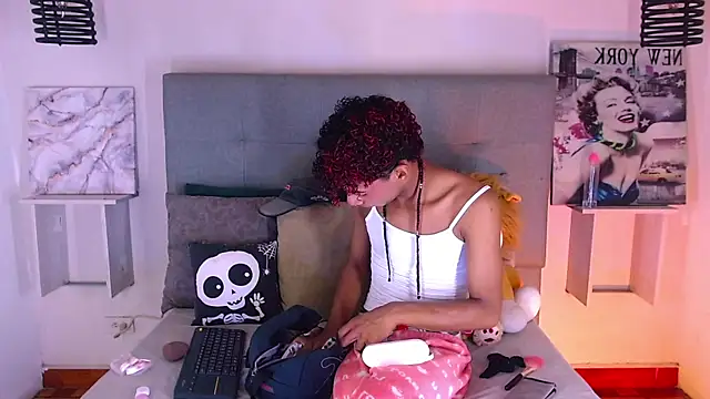 Billie Turner  online show from 11-08-25, 04:12