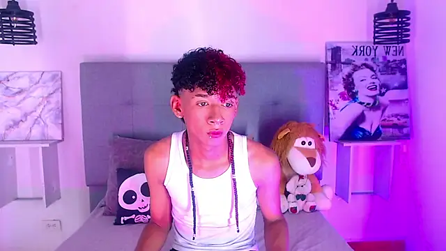 Billie Turner  online show from 11-13-25, 04:22