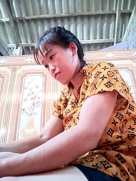 Vuong x online show from 09-17-25, 08:27