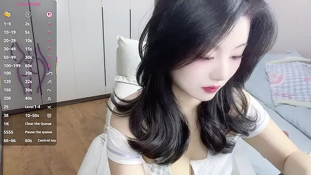 Snapshot of janequeen chatting on 12-02-25, 01:39 janequeen online show from 12-02-25, 01:39