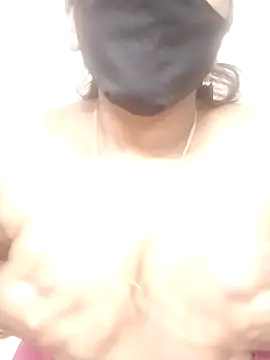 Snapshot of Sowjanya-telugu chatting on 10-09-25, 07:45 Sowjanya-telugu online show from 10-09-25, 07:45