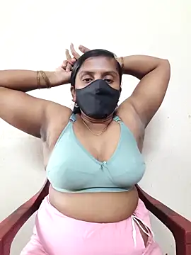 Snapshot of Sowjanya-telugu chatting on 11-07-25, 08:25 Sowjanya-telugu online show from 11-07-25, 08:25