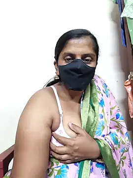 Snapshot of Sowjanya-telugu chatting on 11-17-25, 05:30 Sowjanya-telugu online show from 11-17-25, 05:30