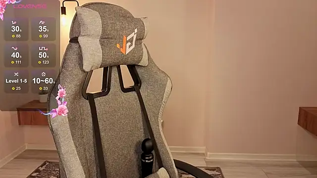 Snapshot of Frences_Eyes chatting on 11-09-25, 01:31 Frences Eyes online show from 11-09-25, 01:31