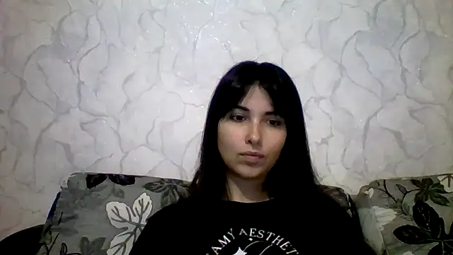 Marina Edwards online show from 09-30-25, 11:04