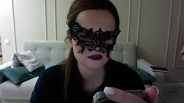 Snapshot of Myrisse chatting on 11-03-25, 06:09 Myrisse online show from 11-03-25, 06:09