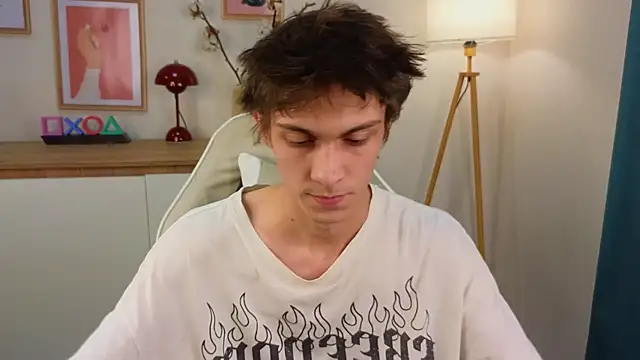 va1ora online show from 10-12-25, 01:43