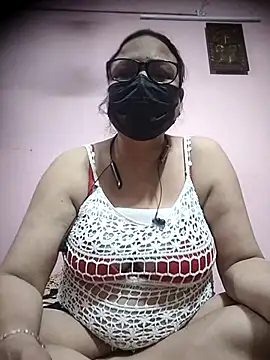 thehotlady online show from 10-31-25, 09:54