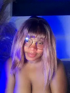 EllenMcwharen online show from 10-01-25, 01:50