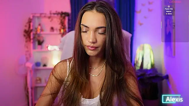 Alexis Love  online show from 02-02-26, 07:23