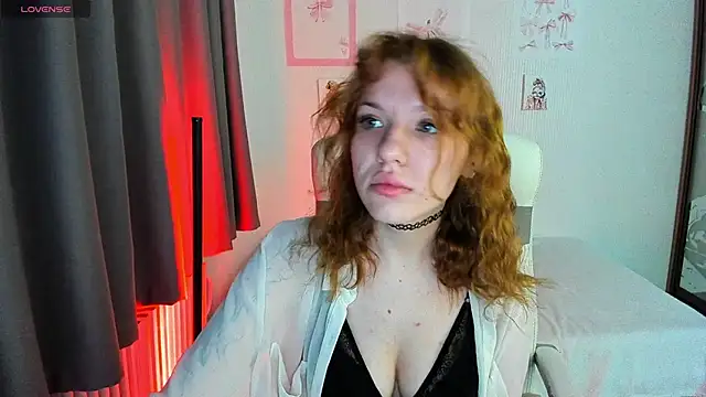 Megancat333 online show from 09-27-25, 12:21