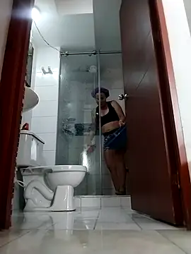 LaraCaliente online show from 01-12-26, 04:01