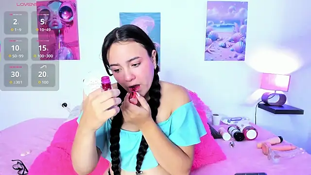 saray rivas18 online show from 12-15-25, 11:14