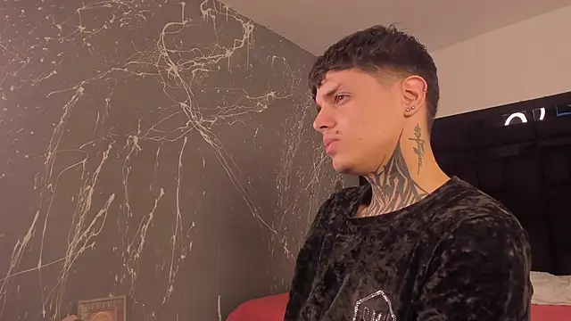 Declan-Fox online show from 11-07-25, 04:01