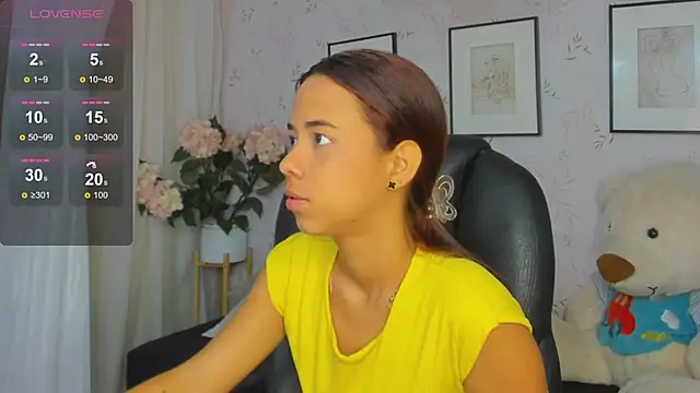 Anntonellaa online show from 11-15-25, 12:13