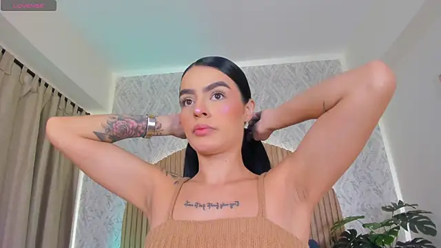 Sophiie Belle online show from 09-17-25, 01:24