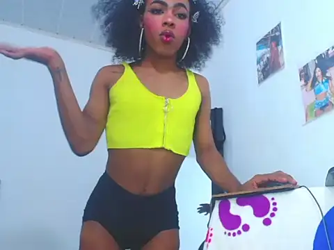 whitneytt online show from 10-01-25, 07:47