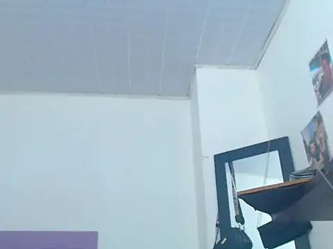 whitneytt online show from 11-07-25, 06:24