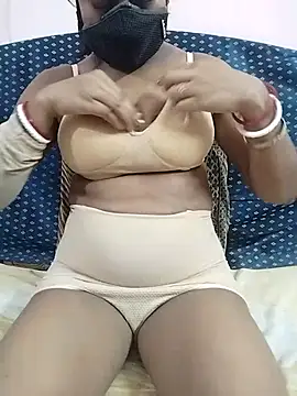 Snapshot of Bengalibeauty96 chatting on 10-30-25, 06:19 Bengalibeauty96 online show from 10-30-25, 06:19