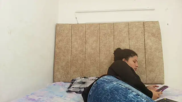 Roxy Nasty1 online show from 09-25-25, 07:50