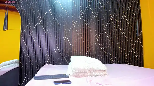 Miss Ariaa online show from 10-03-25, 11:29