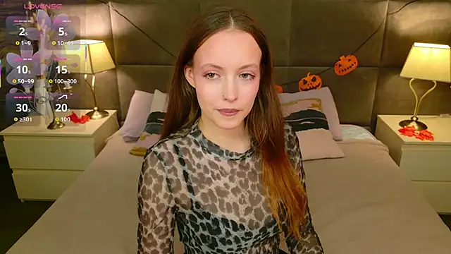 SallyPinkman online show from 10-17-25, 02:08