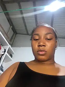 Snapshot of Karol_sexy23 chatting on 10-21-25, 02:23 Karol sexy23 online show from 10-21-25, 02:23