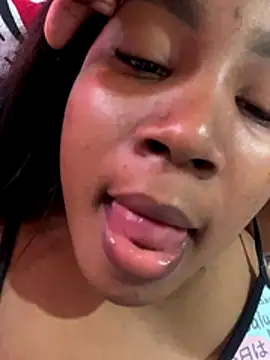 Snapshot of Karol_sexy23 chatting on 11-08-25, 01:55 Karol sexy23 online show from 11-08-25, 01:55