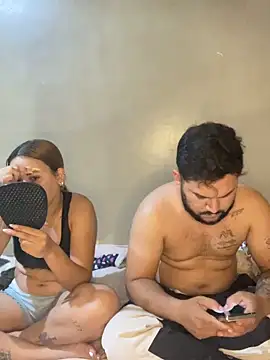 coupleyys online show from 02-06-26, 08:34