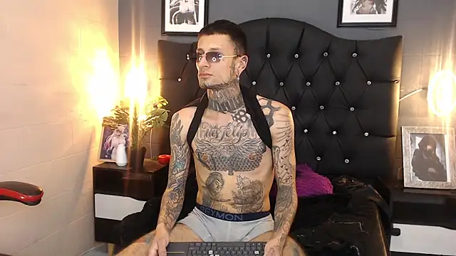 HellBoyInk online show from 09-26-25, 08:02