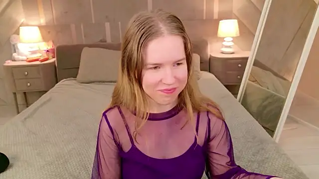 Snapshot of Alida_Brice chatting on 04-08-26, 05:46 Alida Brice online show from 04-08-26, 05:46