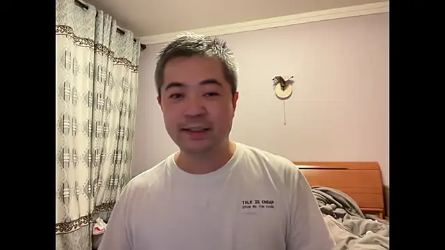 Mr Dog online show from 09-27-25, 01:05