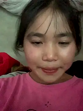 Luna-xinh04 online show from 09-28-25, 06:19