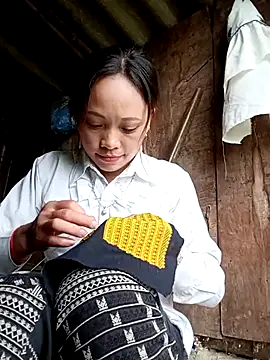 Minh xx online show from 09-30-25, 03:00