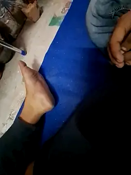 Snapshot of Samarth_09 chatting on 11-01-25, 04:20 Samarth 09 online show from 11-01-25, 04:20