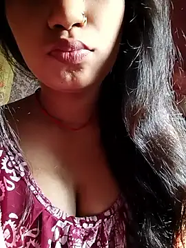 Snapshot of soni2005 chatting on 02-11-26, 02:49 soni2005 online show from 02-11-26, 02:49