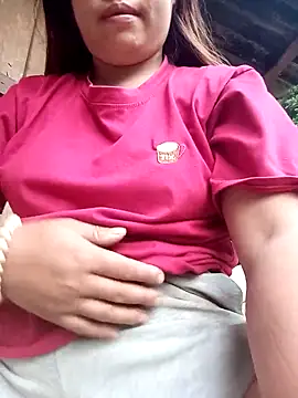 Luyen004 online show from 04-16-26, 11:40