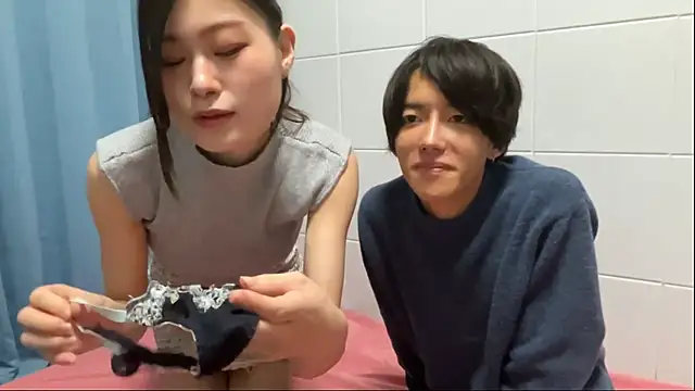 Snapshot of komei_abe chatting on 10-27-25, 01:48 komei abe online show from 10-27-25, 01:48