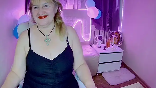 EmmaEllison online show from 10-05-25, 12:03