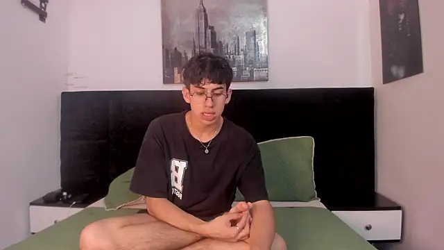 Aaron Spencer13 online show from 11-06-25, 07:48