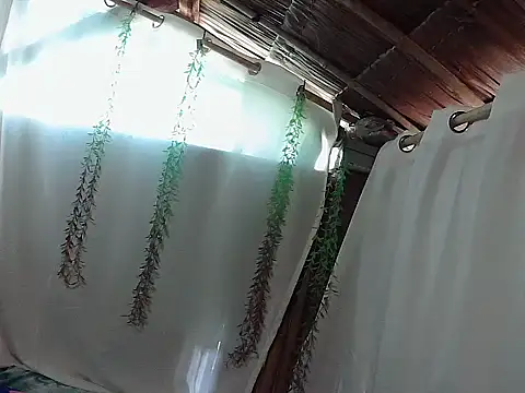 Huntrix2025 online show from 12-03-25, 12:40