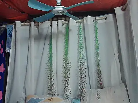 Huntrix2025 online show from 01-06-26, 10:01